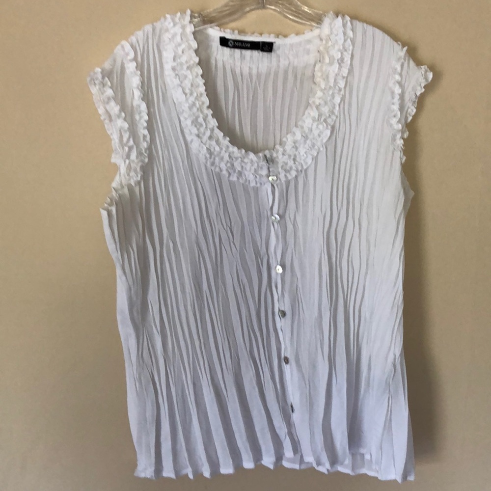 Milano brand XL While blouse